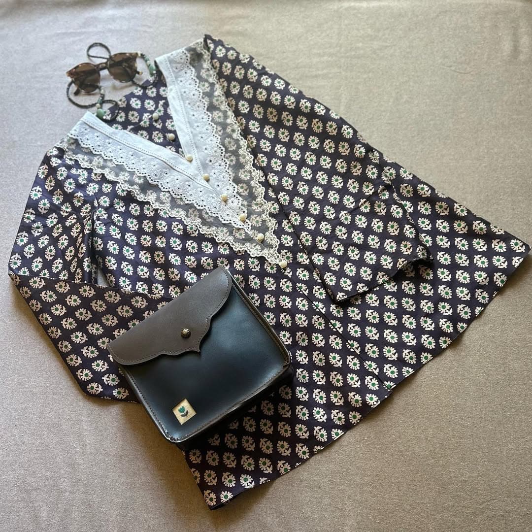 کیف دوشی دست دوز زنانه