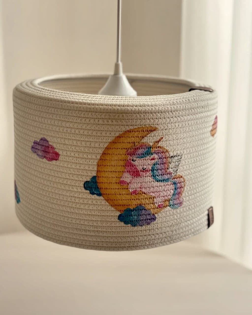 لوستر اتاق کودک طرح یونیکورن