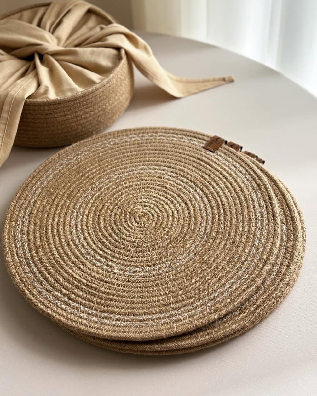 زیر بشقابی گلدوزی کنفی 🌱