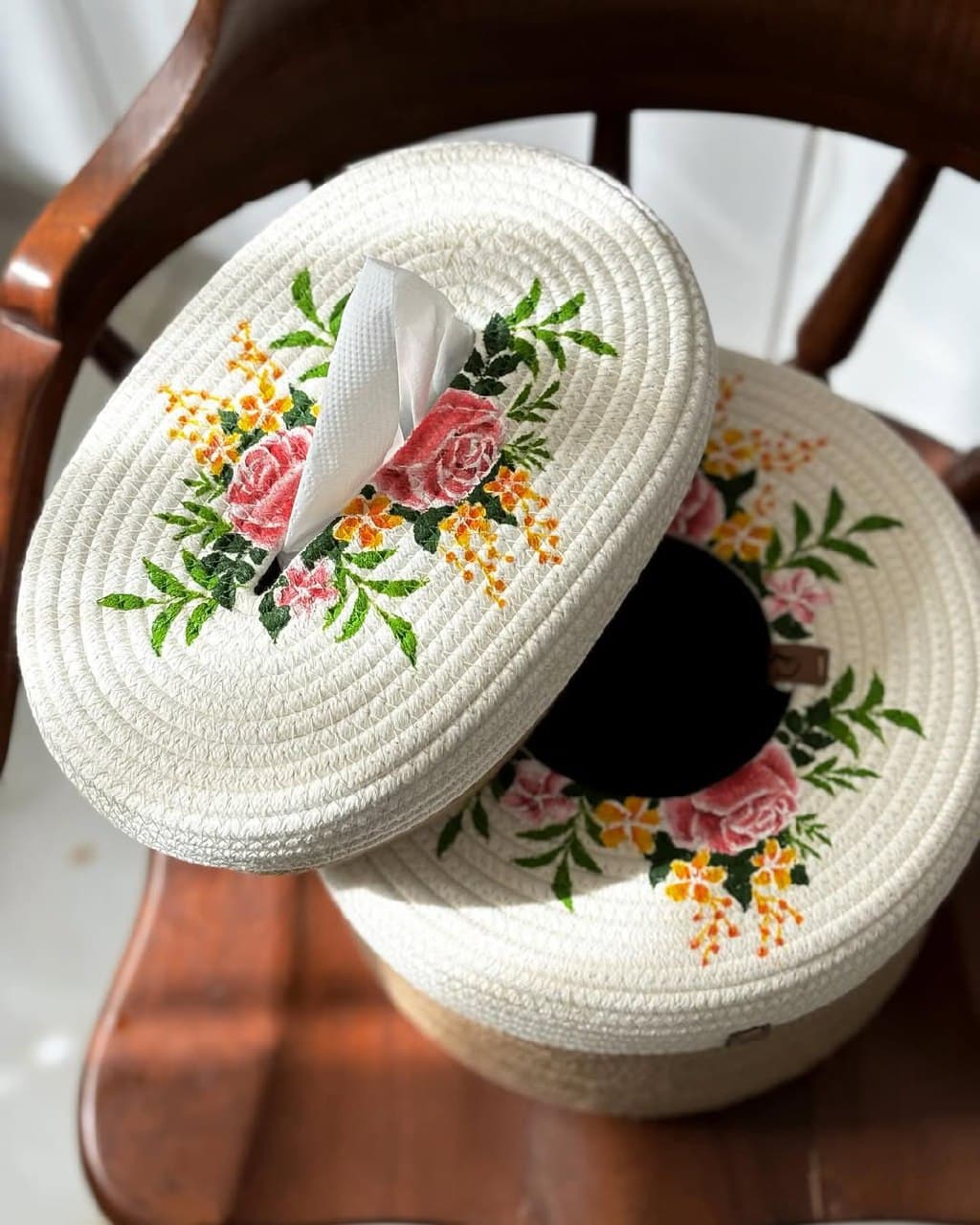 ست سطل و کاور دستمال کاغذی قیطانی نقاشی شده