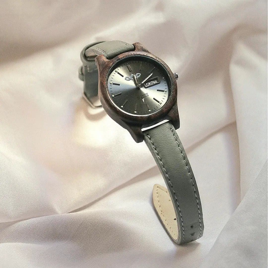 ساعت مچی چوبی مدل هور