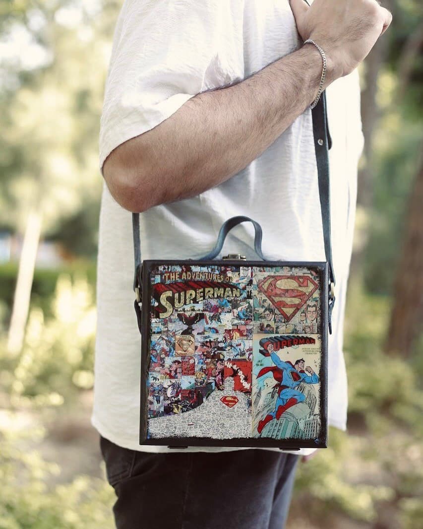کیف دوشی چوبی طرح کمیک سوپرمن
