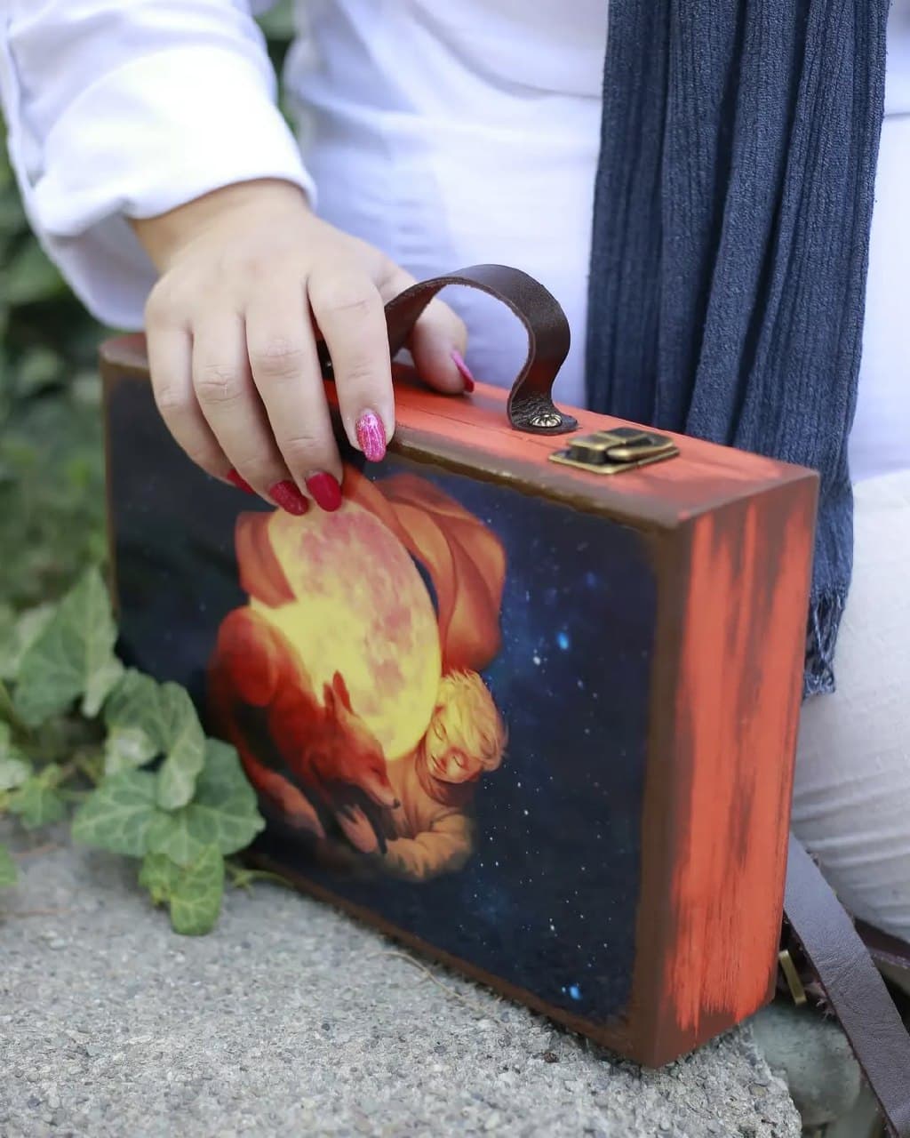 کوله پشتی چوبی طرح شازده کوچولو