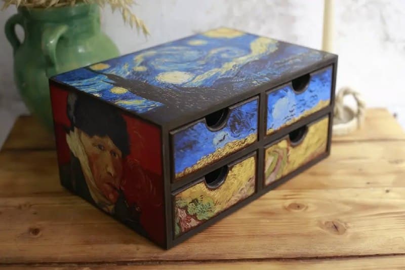 مینی کمد چوبی ۴ کشو طرح ونگوگ