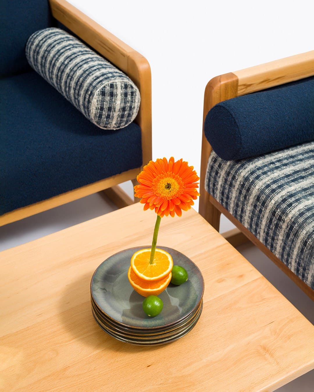 مبل راحتی مینیمال چوبی مدل هانا