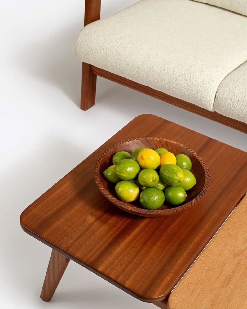 میز جلو مبلی چوبی مینیمال با چوب ساپلی