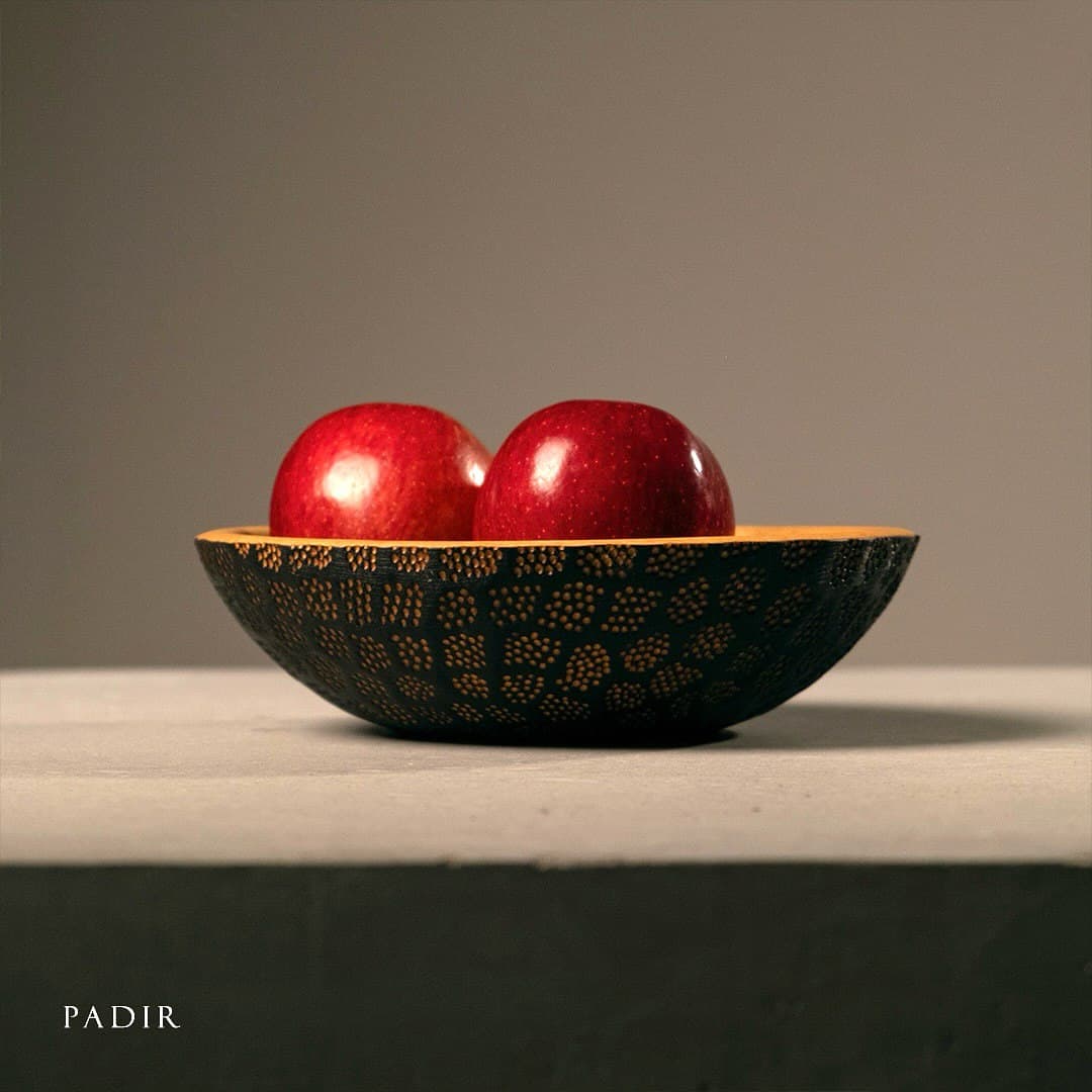 کاسه چوبی دست ساز سوخته کاری شده