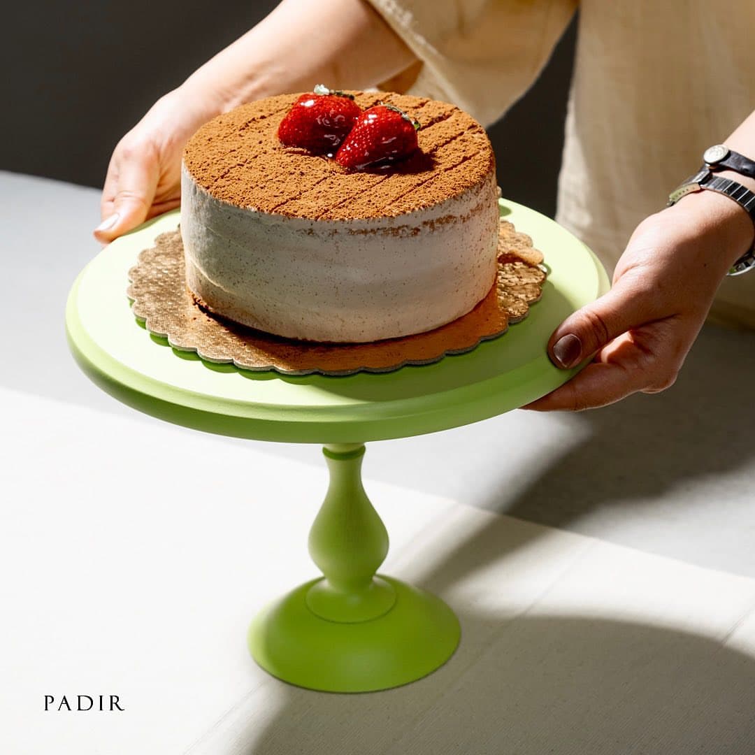 پایه کیک چوبی خراطی شده سبز