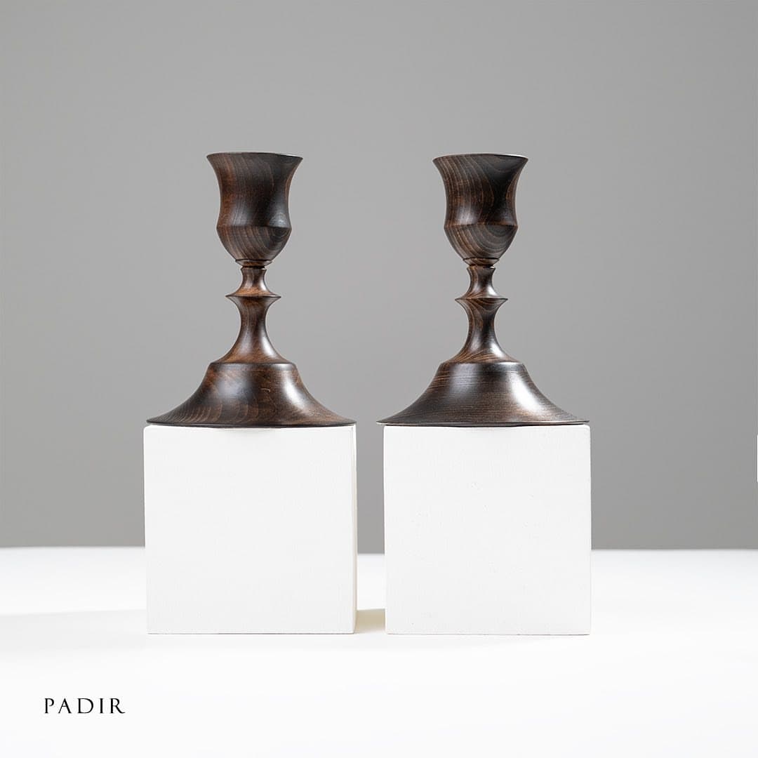 شمعدان چوبی خراطی شده مدل شمع نگهدار