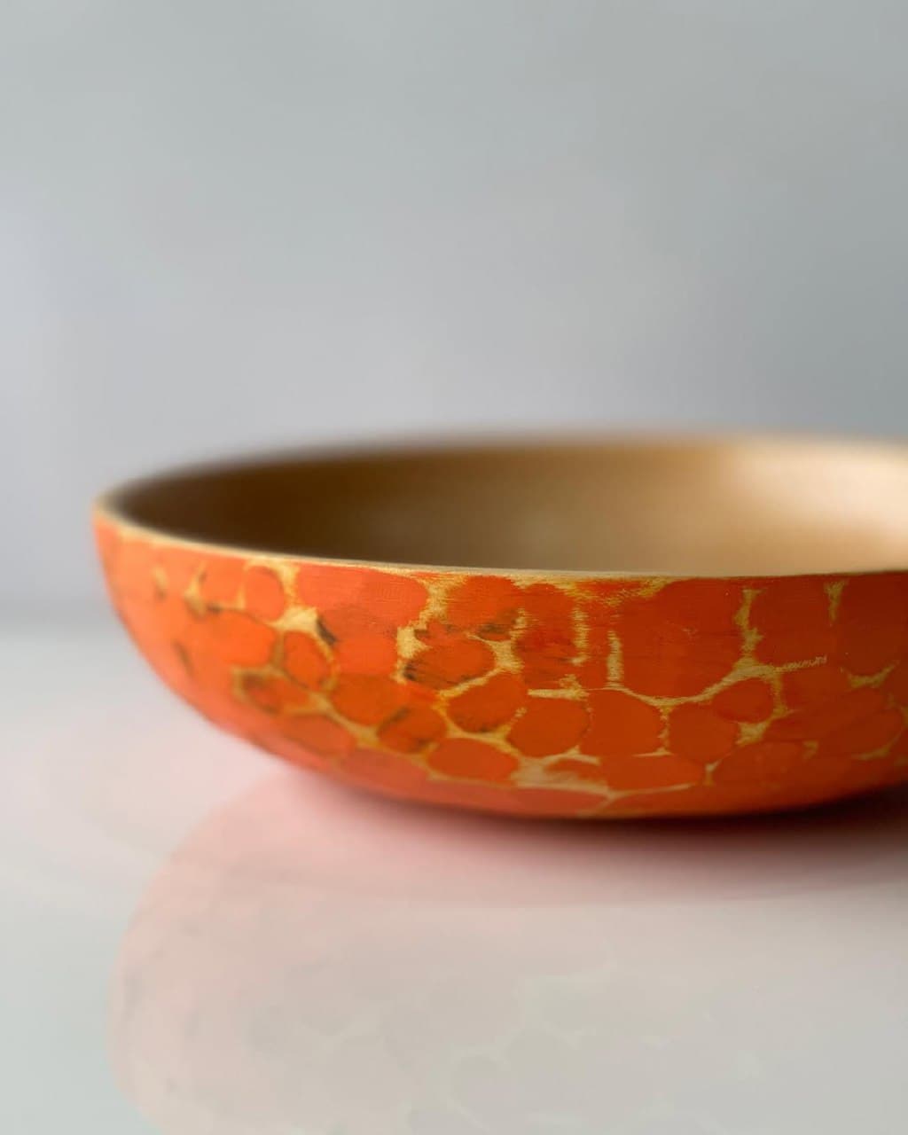 کاسه چوبی دست ساز نارنجی