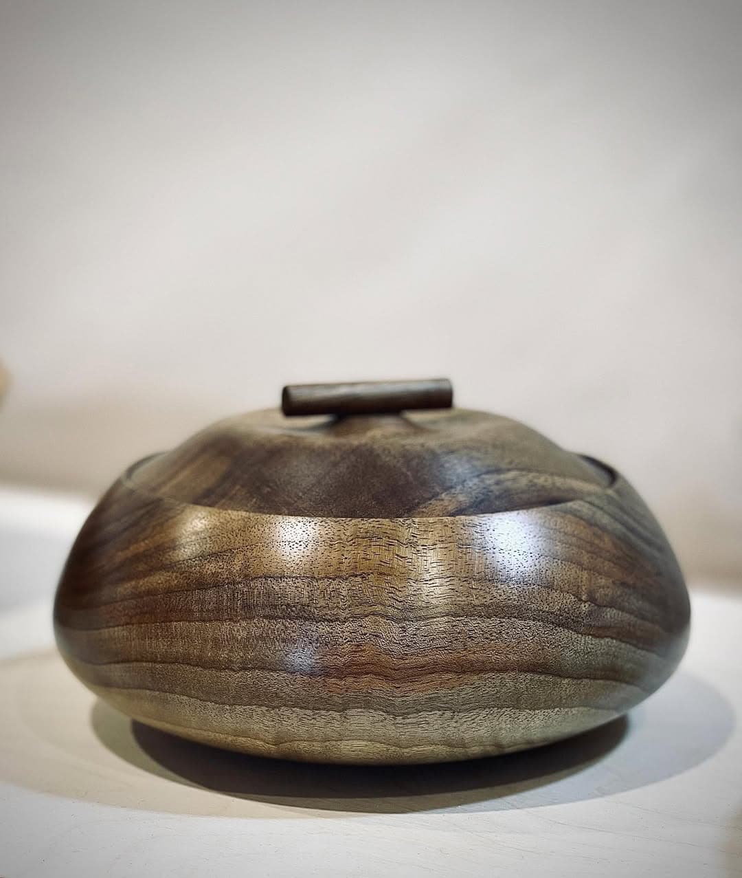 ظرف شکلات خوری و آجیل چوبی دستساز