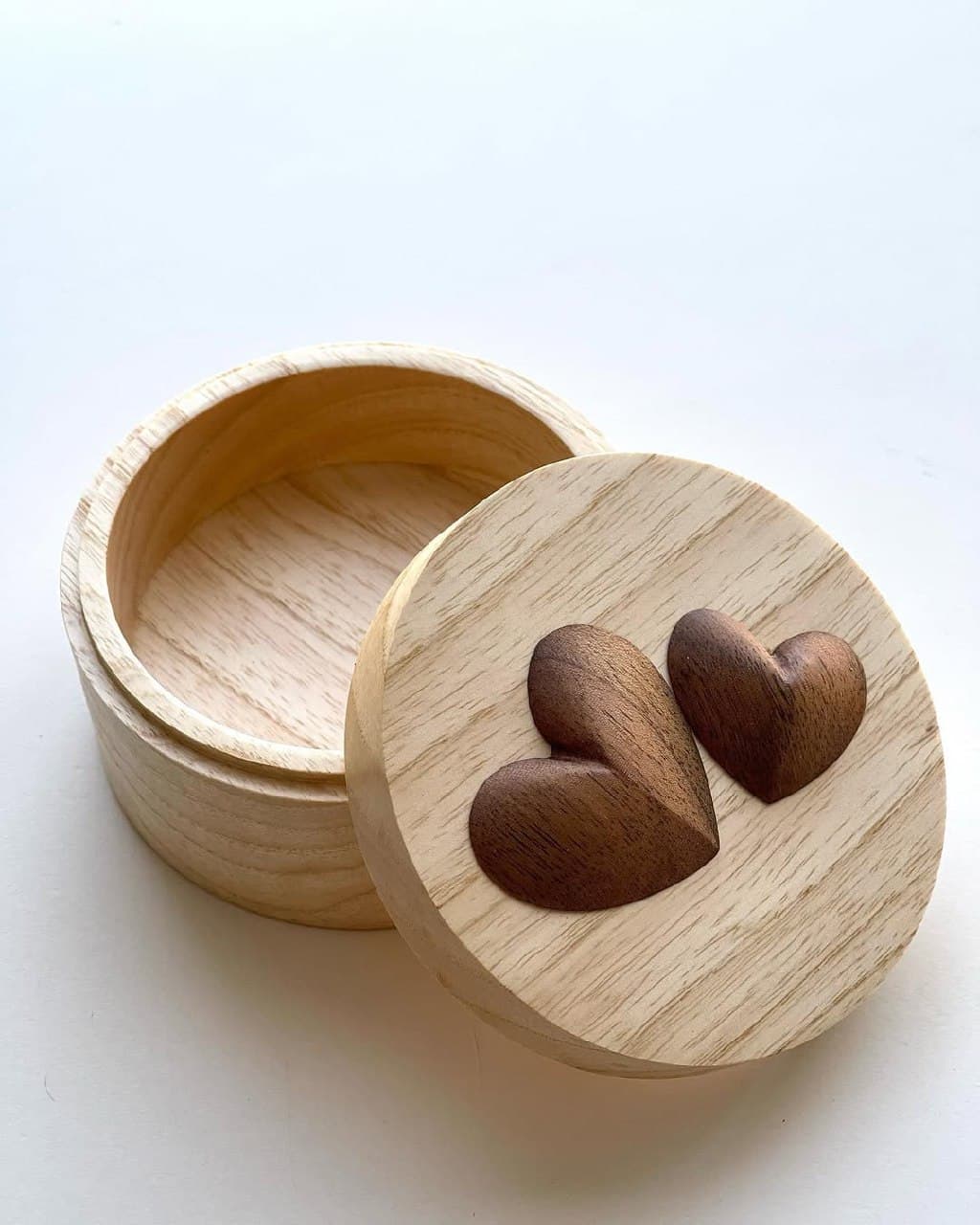 باکس چوبی دست ساز طرح دو قلب