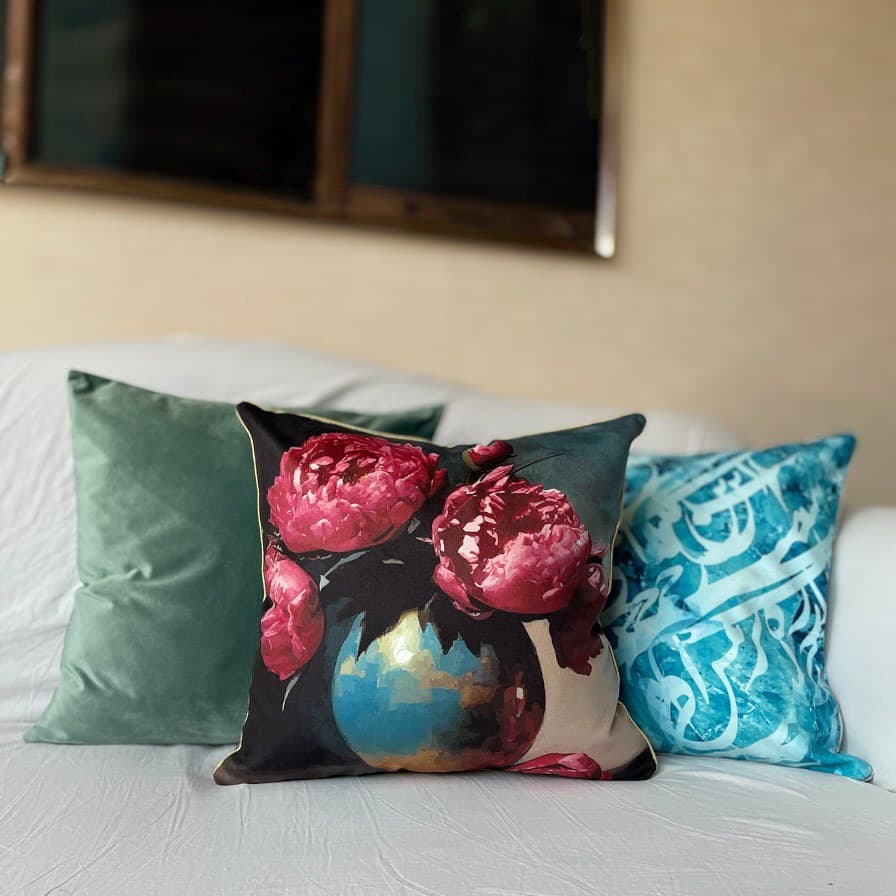 کوسن مخمل طرح هنری نستعلیق و صوفی