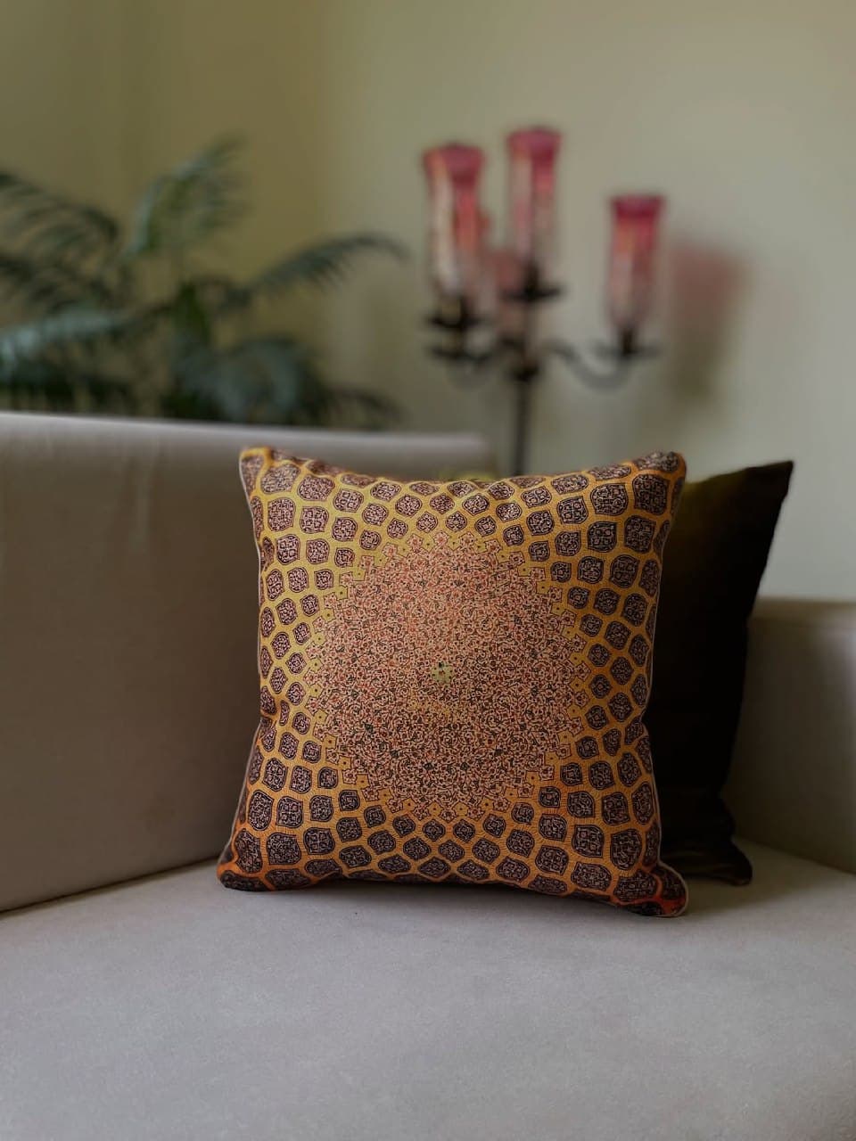 کوسن دکوراتیو طرح بیدگل