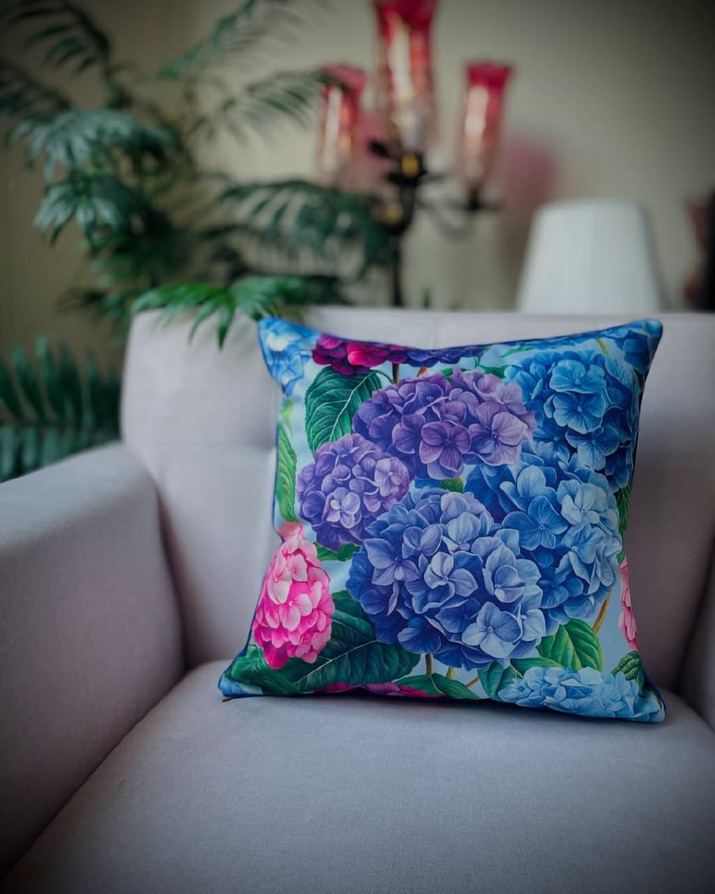 کوسن مخمل طرح گل ادریسی