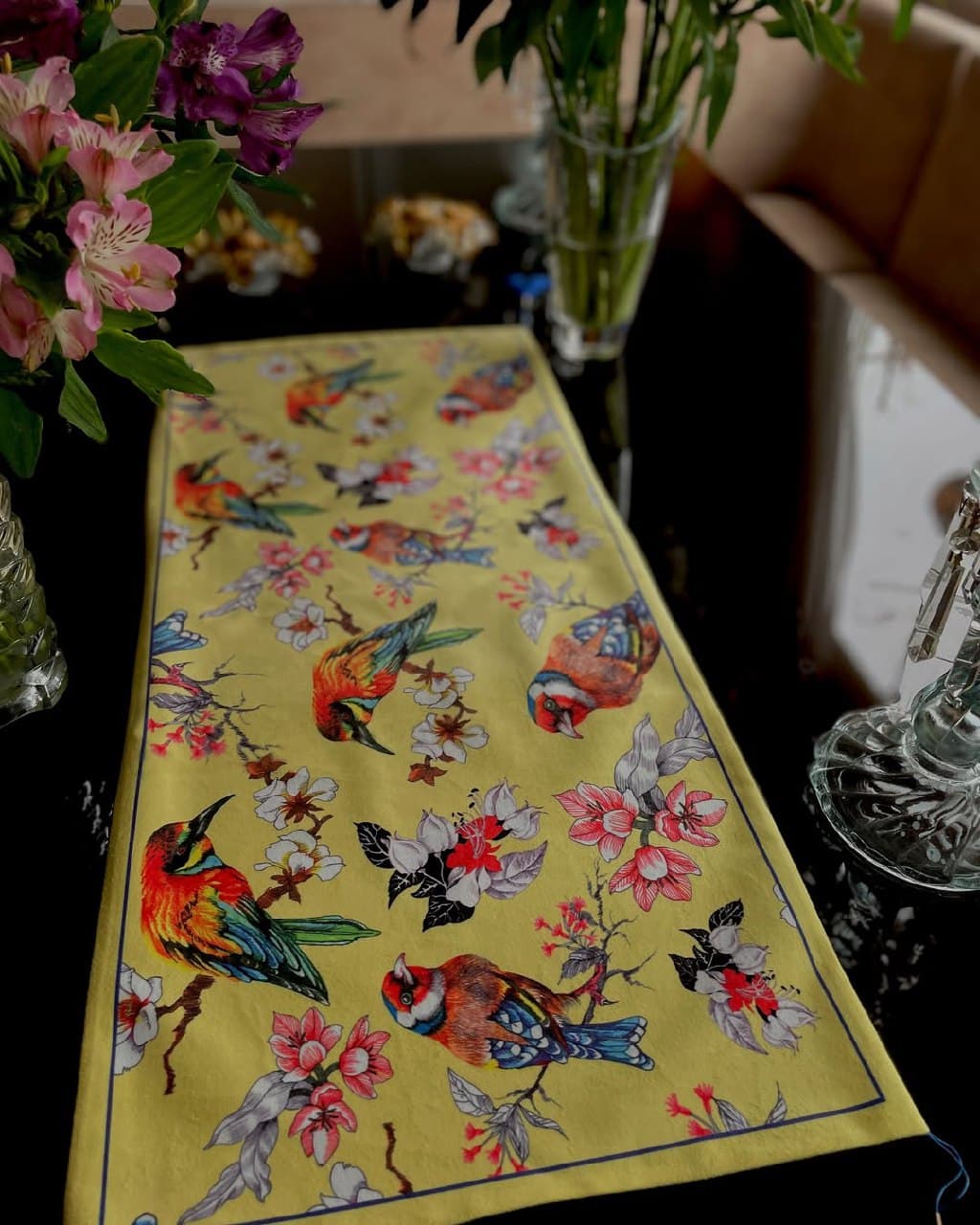 رانر طرح پرنده شادی