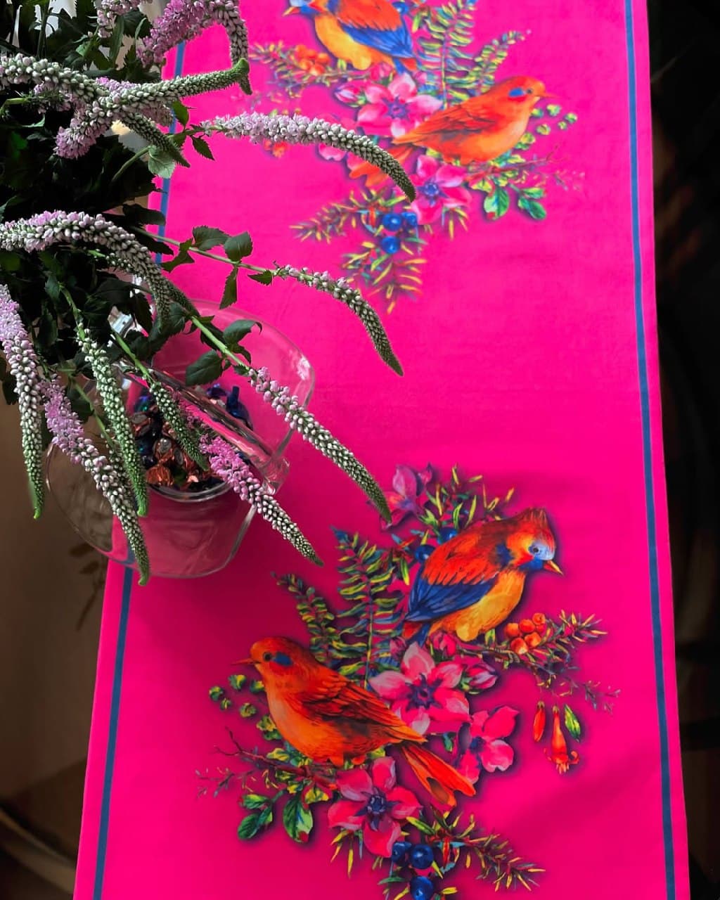 رانر رومیزی طرح پرنده سرخابی