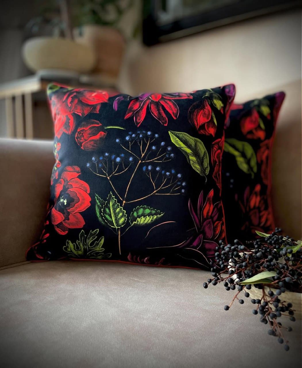 ست کوسن و رانر مخمل طرح گل