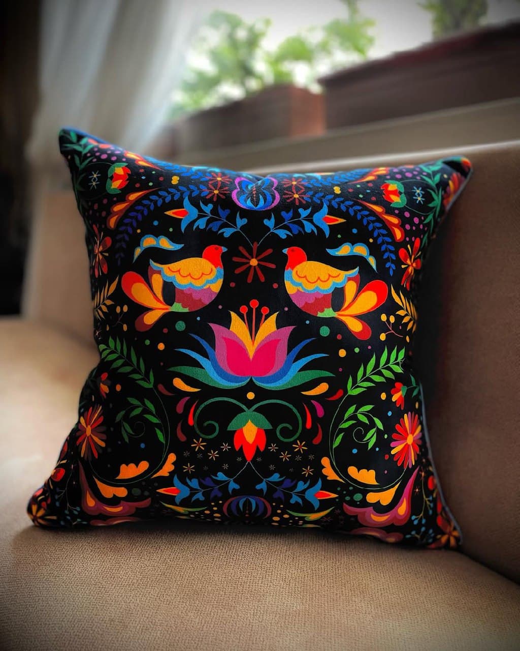 ست رانر و کوسن مخمل طرح سنتی