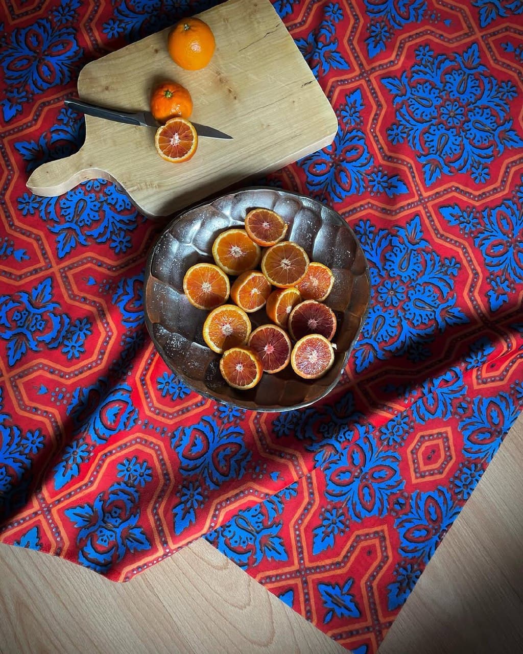 رومیزی مخمل طرح کاشی