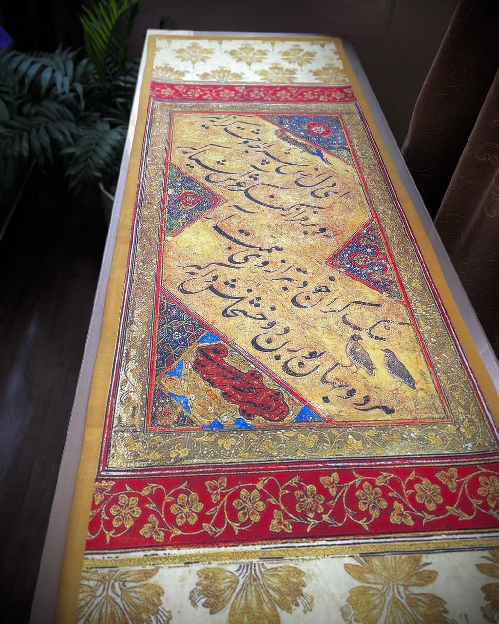 رانر مخمل هنری با طرح خطاطی و سنتی