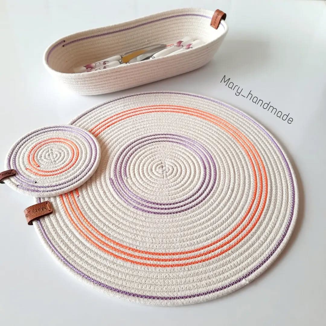 ست زیربشقابی، زیرلیوانی و سبد قیطانی دست‌ساز