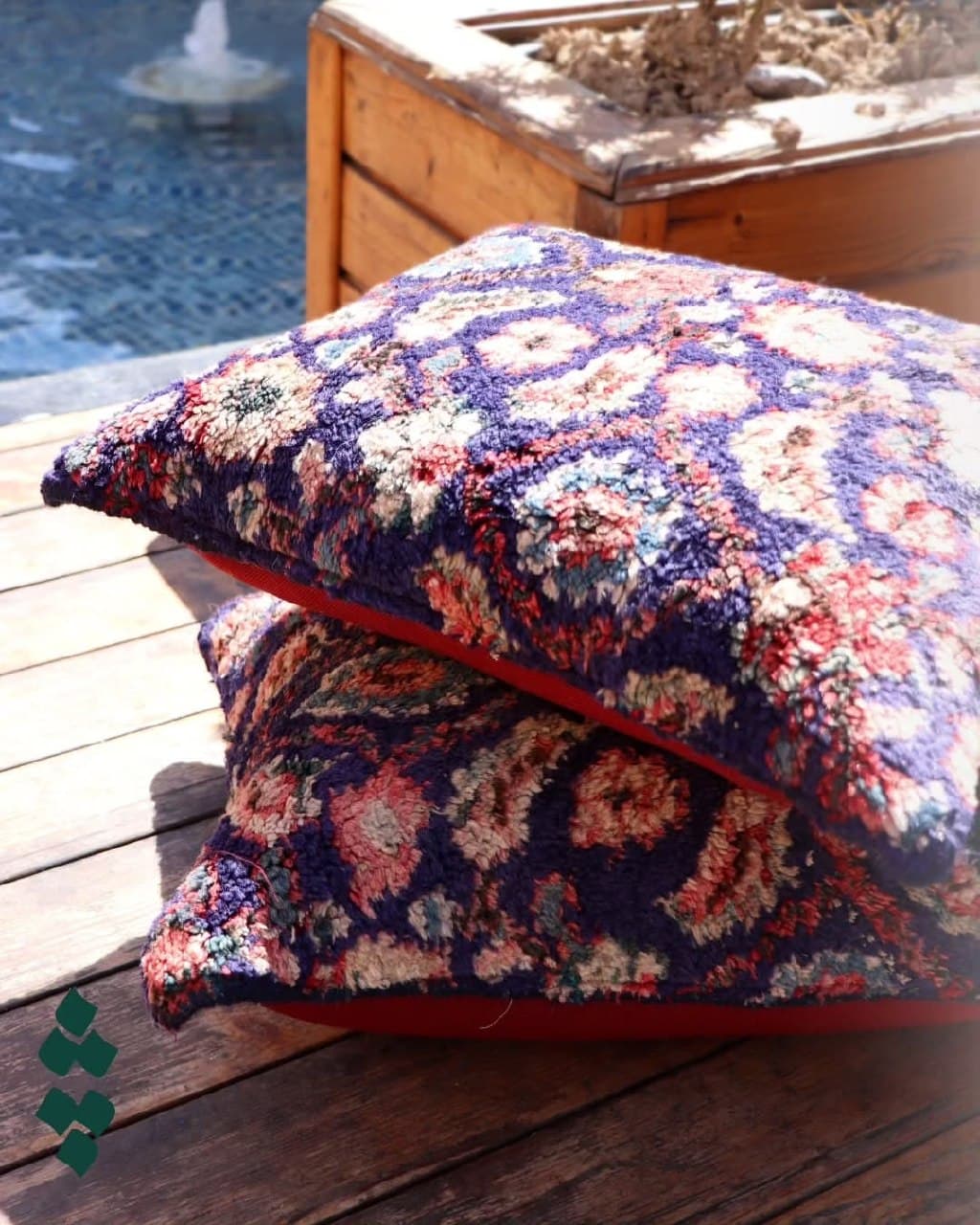 کوسن دستباف با قطعه فرش اراک