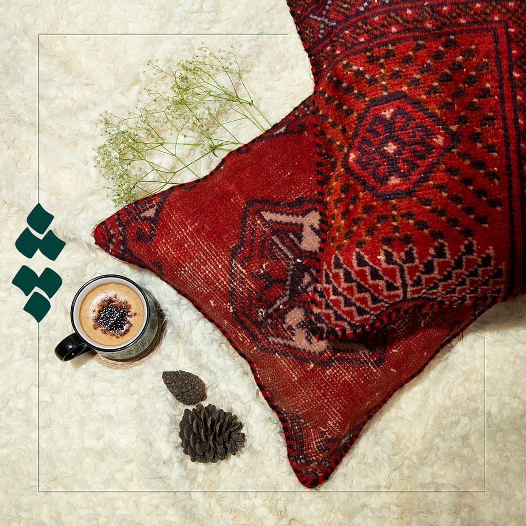 کوسن دست دوز چله طرح فرش ترکمن