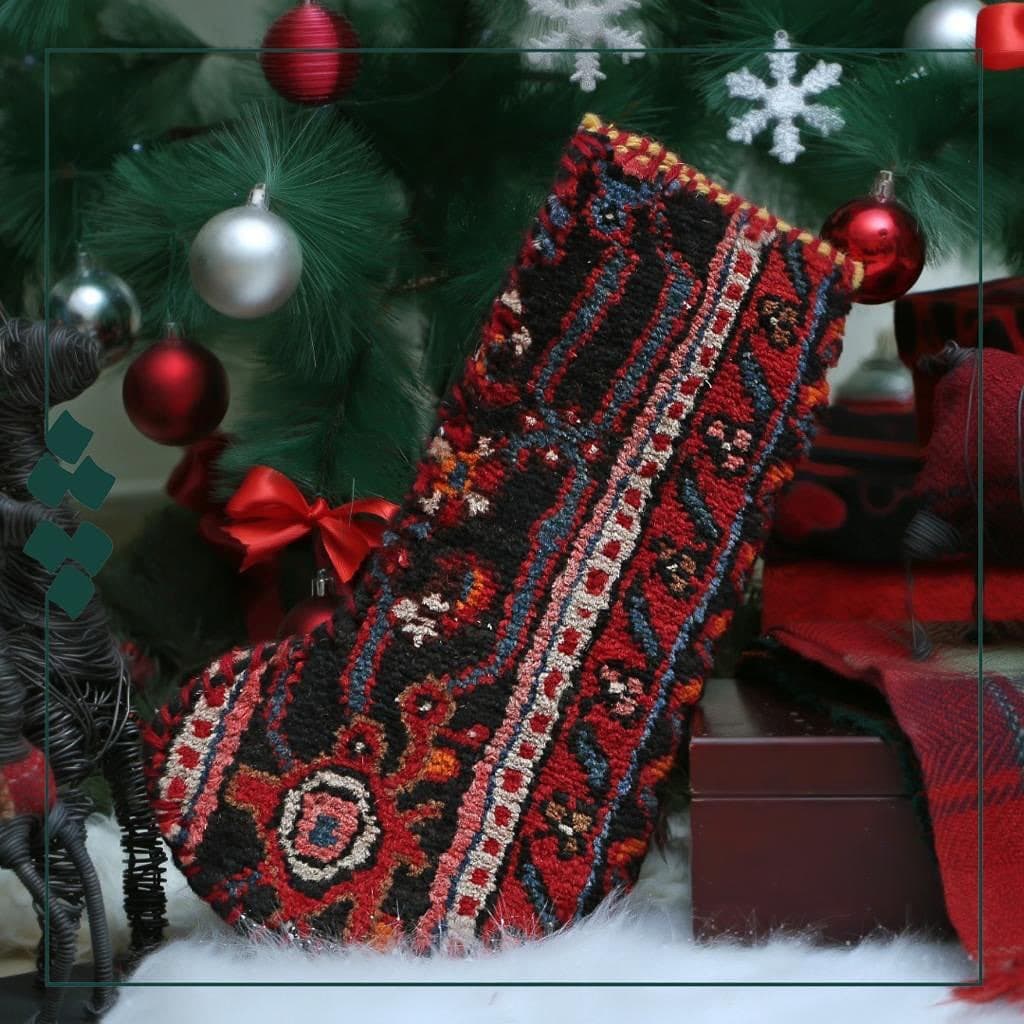 جوراب کریسمس دستساز با فرش آنتیک