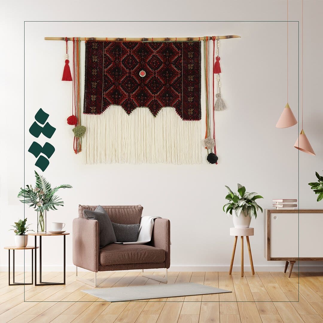 بوم فرش چله دستساز با فرش بلوچ و سنگ مرجان