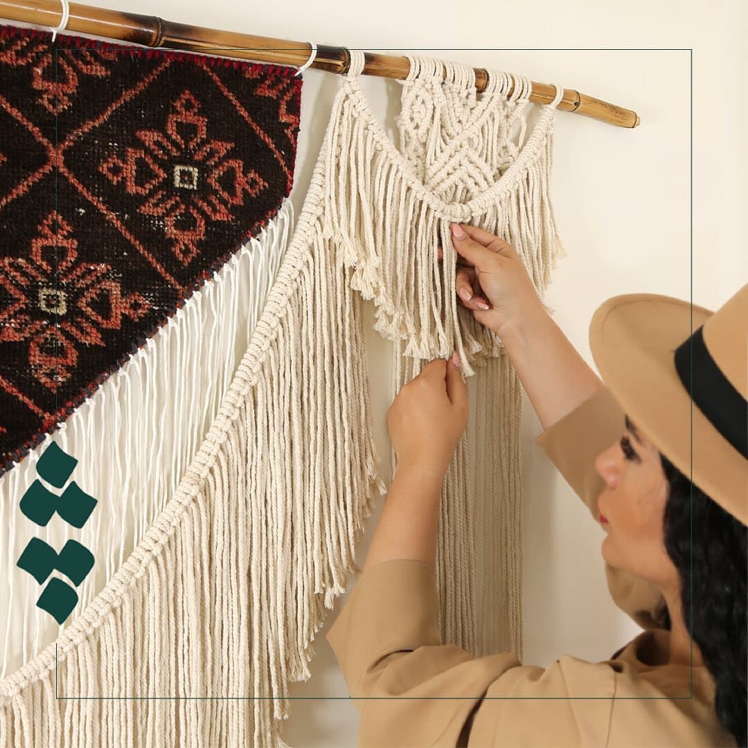 دیوارکوب مکرومه و فرش بلوچ مدل بوم ریس