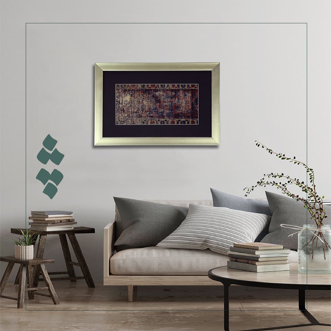 تابلو فرش دستبافت آنتیک مشهد با قاب چوبی