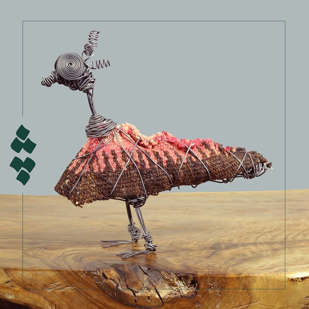 مجسمه دستساز مفتولی طرح هدهد