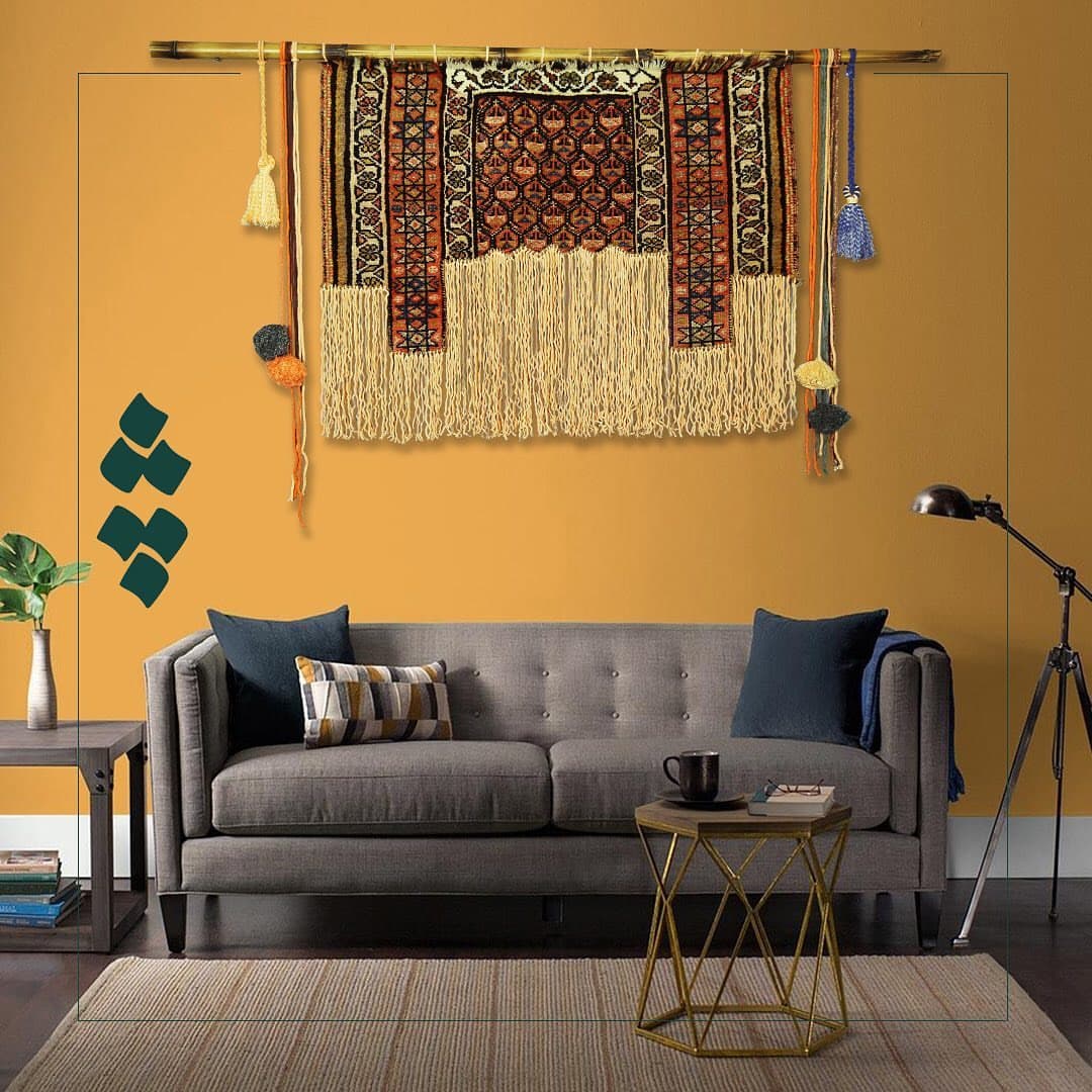 بوم فرش دستساز تانیا با فرش آنتیک ملایر