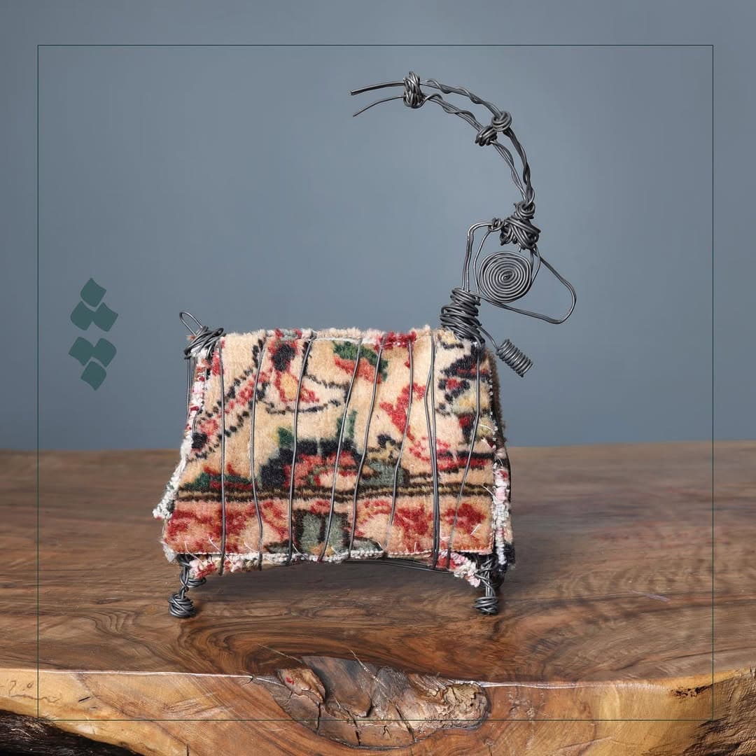 مجسمه دستساز چله مدل بز