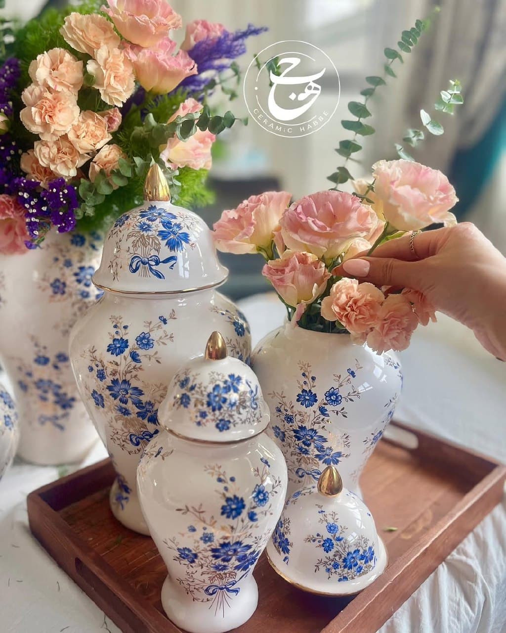 کندی باکس (جینجر جار) سرامیکی طرح گلریز آبی طلاکوب