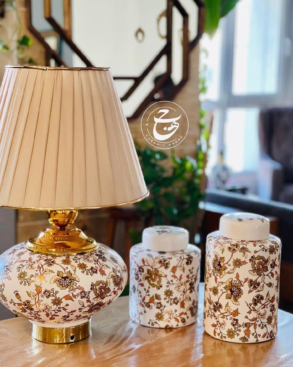 آباژور رومیزی سرامیکی طرح سنتی گلدار