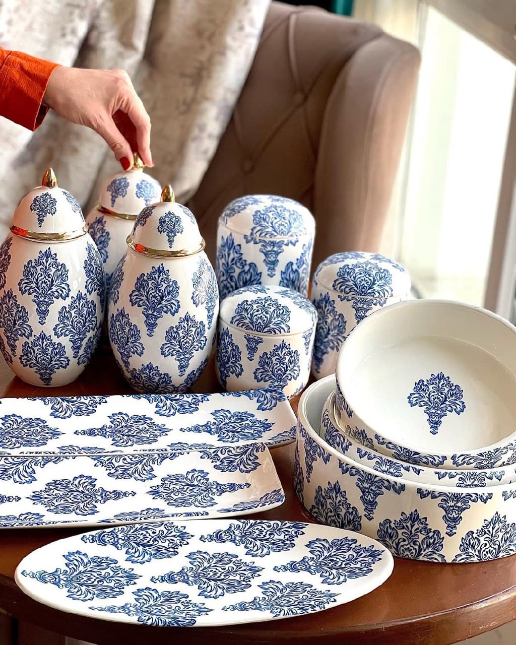 ست ظروف پذیرایی سرامیکی طرح شاه صنم