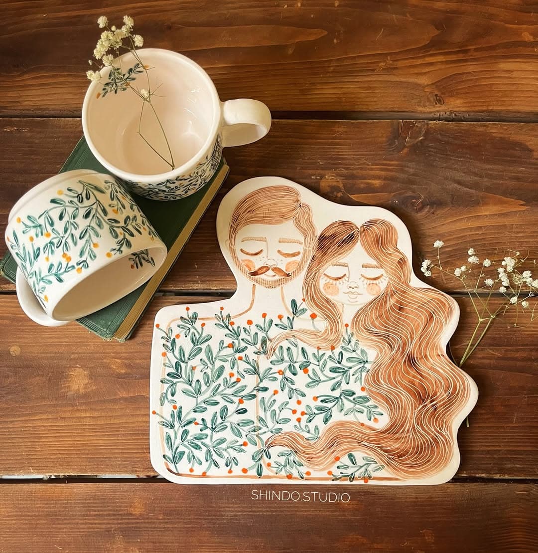 تخته سرو و دیوارکوب سرامیکی دستساز طرح گیسو