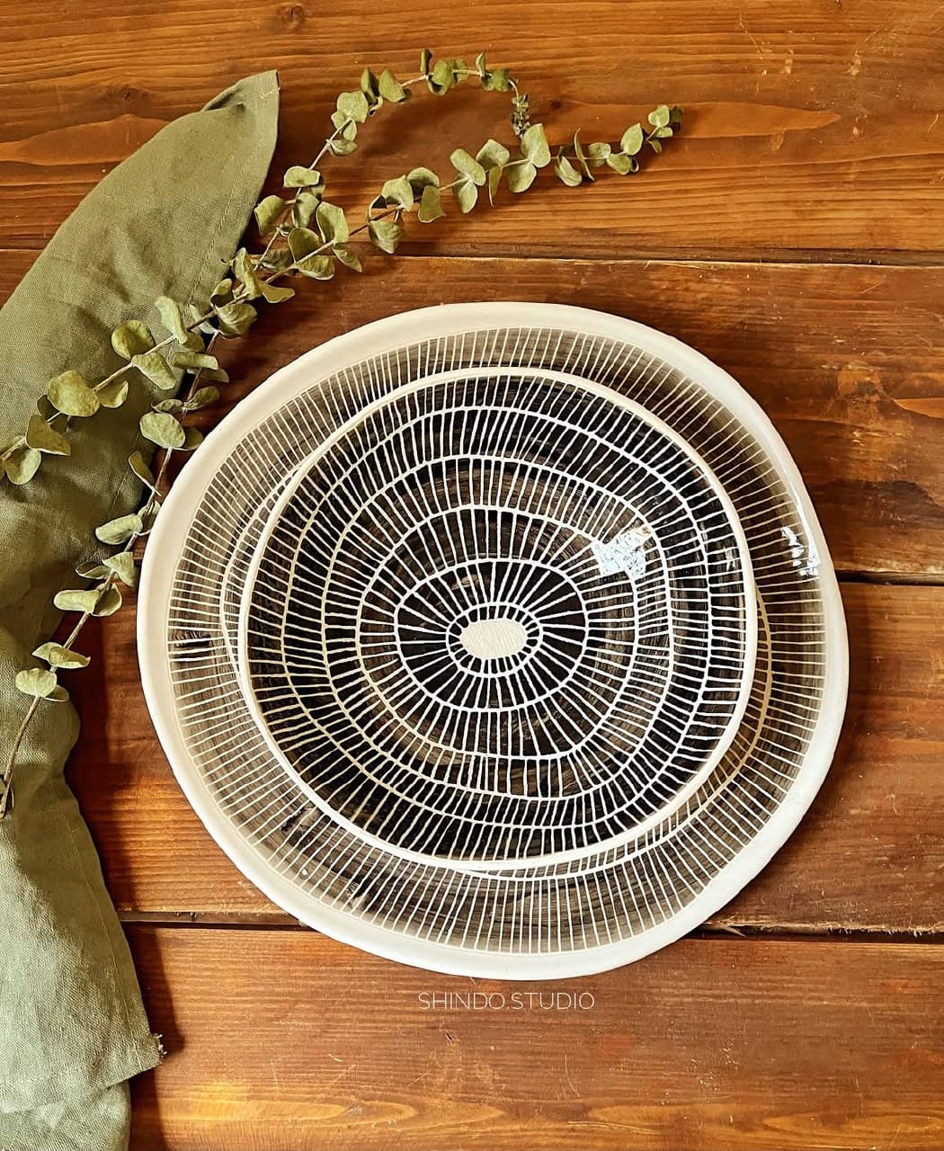 ست غذاخوری سرامیکی دستساز شیندو مدل دمرفه