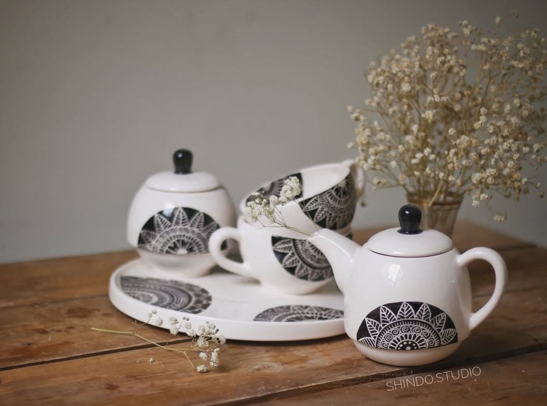 ست چایخوری سرامیکی دو نفره دست ساز طرح ماندالا