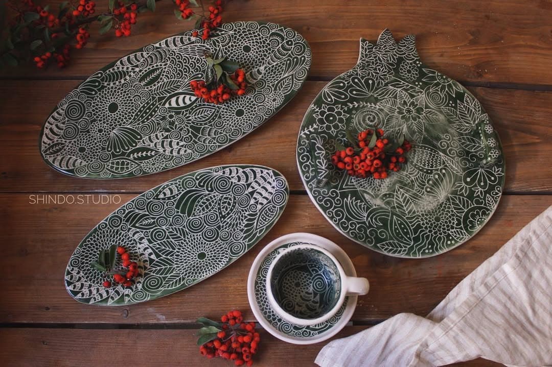 ست ظروف پذیرایی سرامیکی دستساز طرح اسلیمی سبز