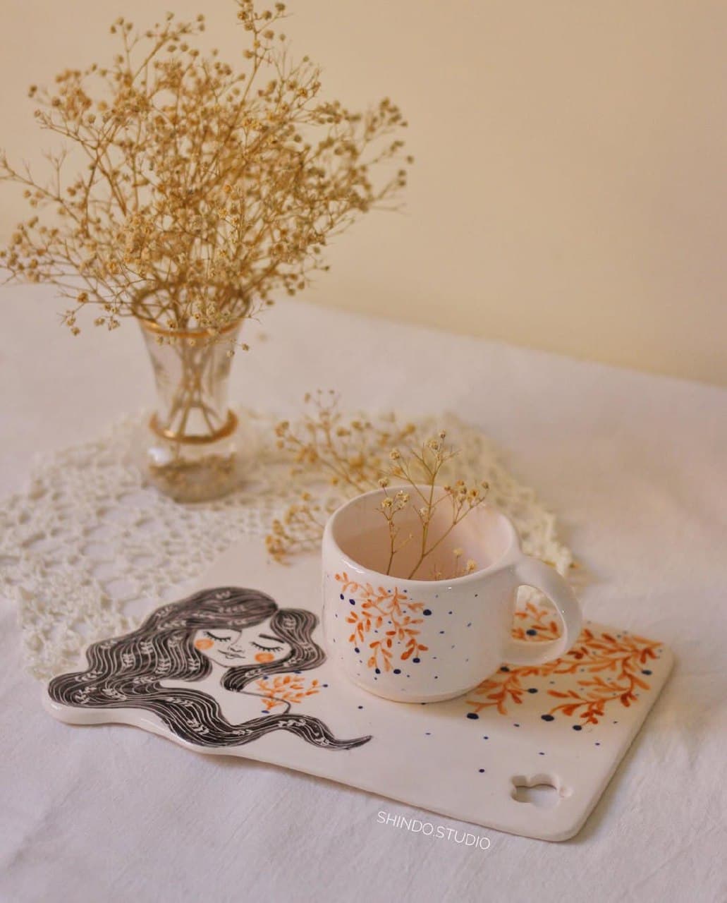 ست سرامیکی دست ساز ماگ و تخته سرو طرح گندمزار