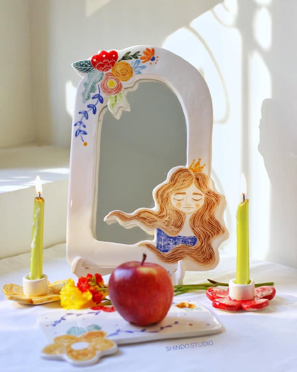 آینه دکوراتیو سرامیکی دست‌ساز مدل پرنسس بهاری