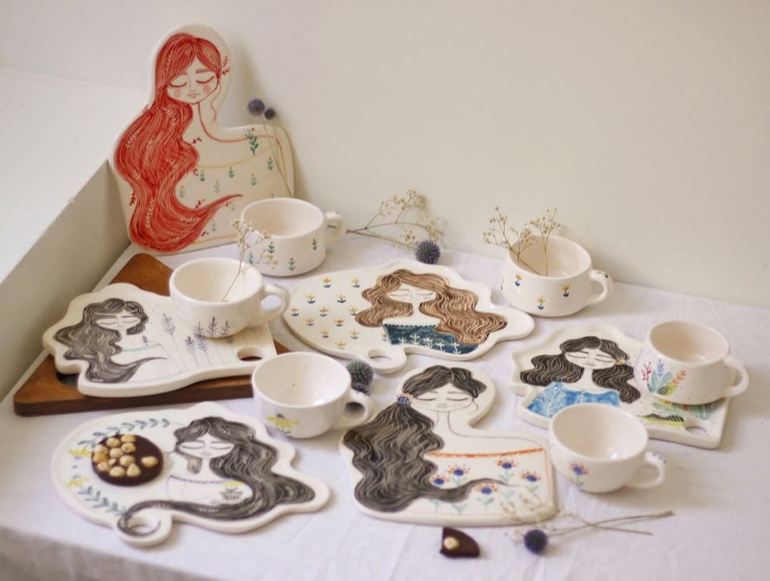 ست تخته سرو و فنجان سرامیکی دستساز طرح رویا