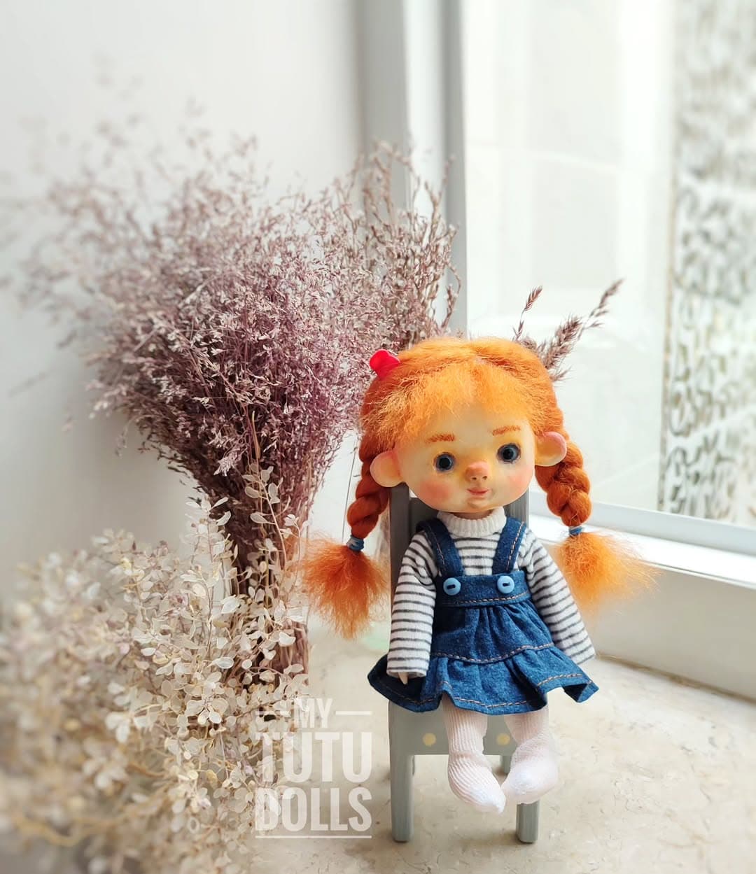 عروسک دست ساز مفصلی با موهای نارنجی