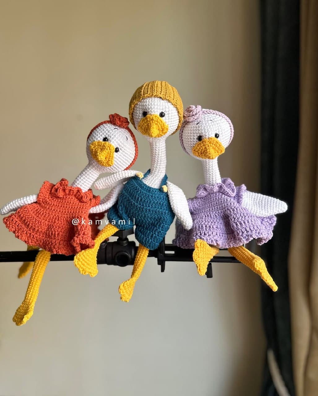 عروسک بافتنی دستباف طرح غاز مدل کله پوک