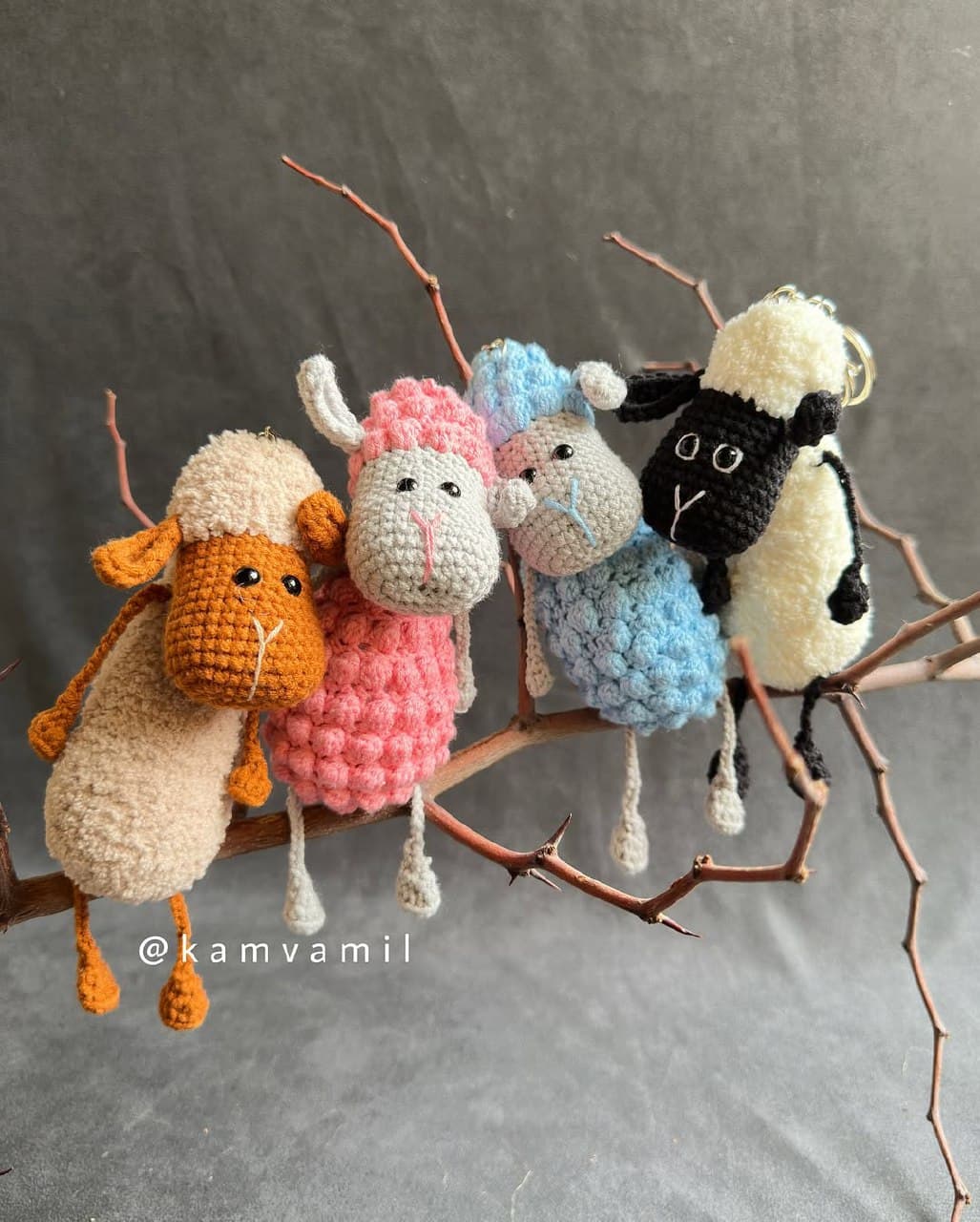 جاکلیدی و آویز بافتنی دستباف مدل ببعی