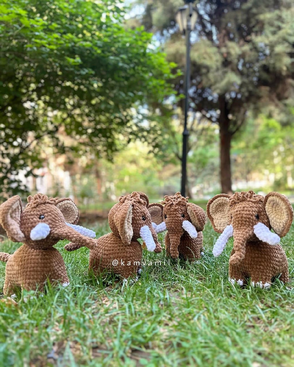 عروسک بافتنی ماموت مخملی دستبافت