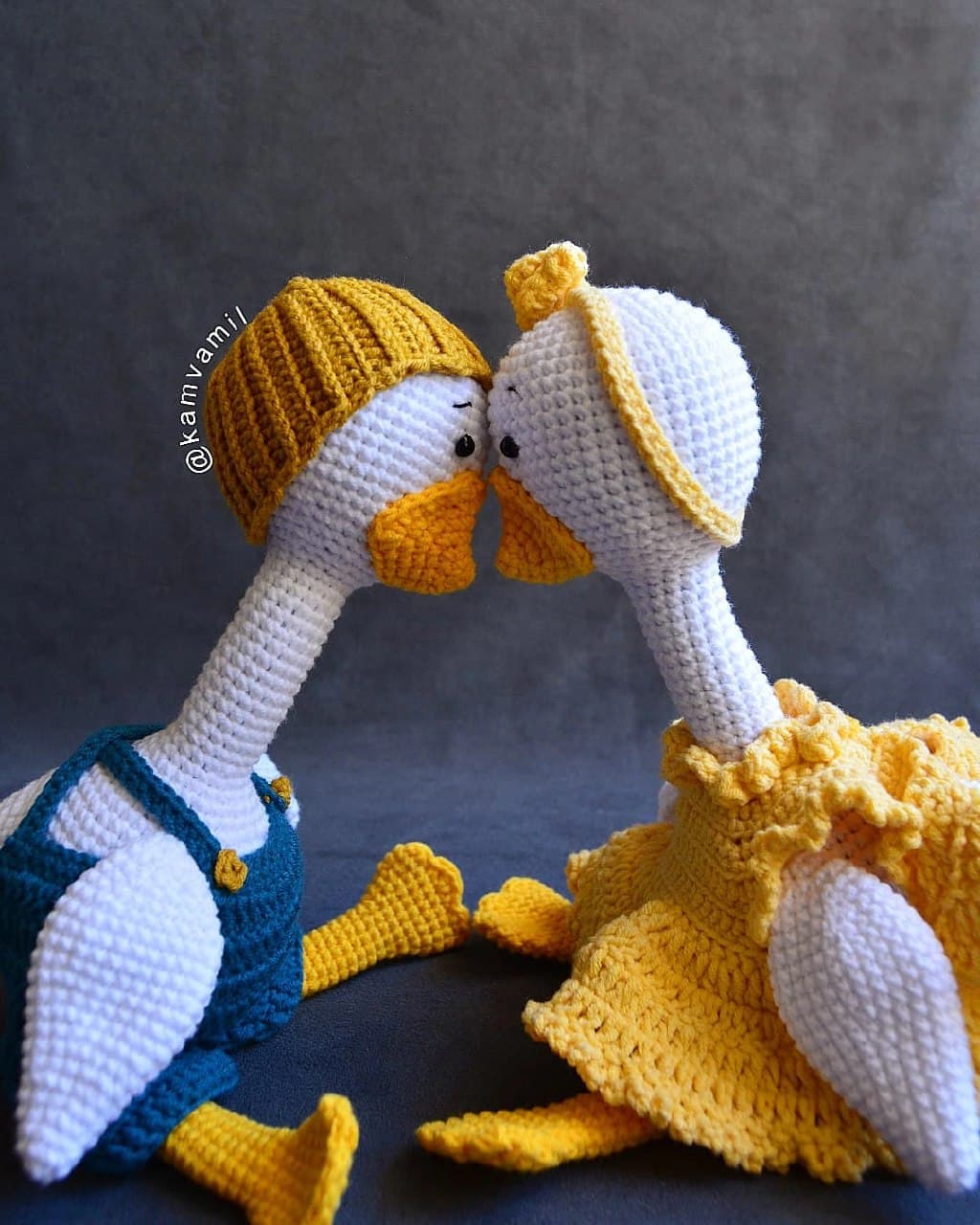 ست دو عددی عروسک غاز بافتنی مدل بیژن و منیژه